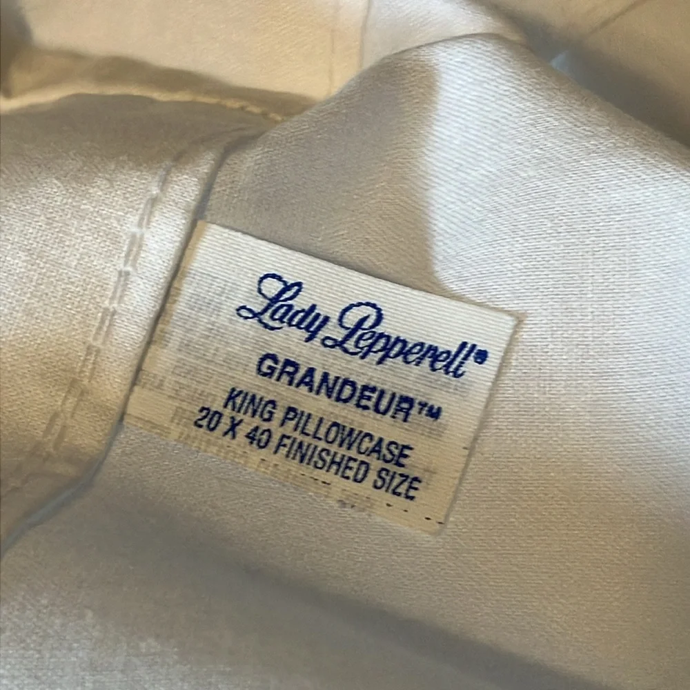 2 Vintage Lady Pepperell Grandeur embroidered butterfly white King pillowcases